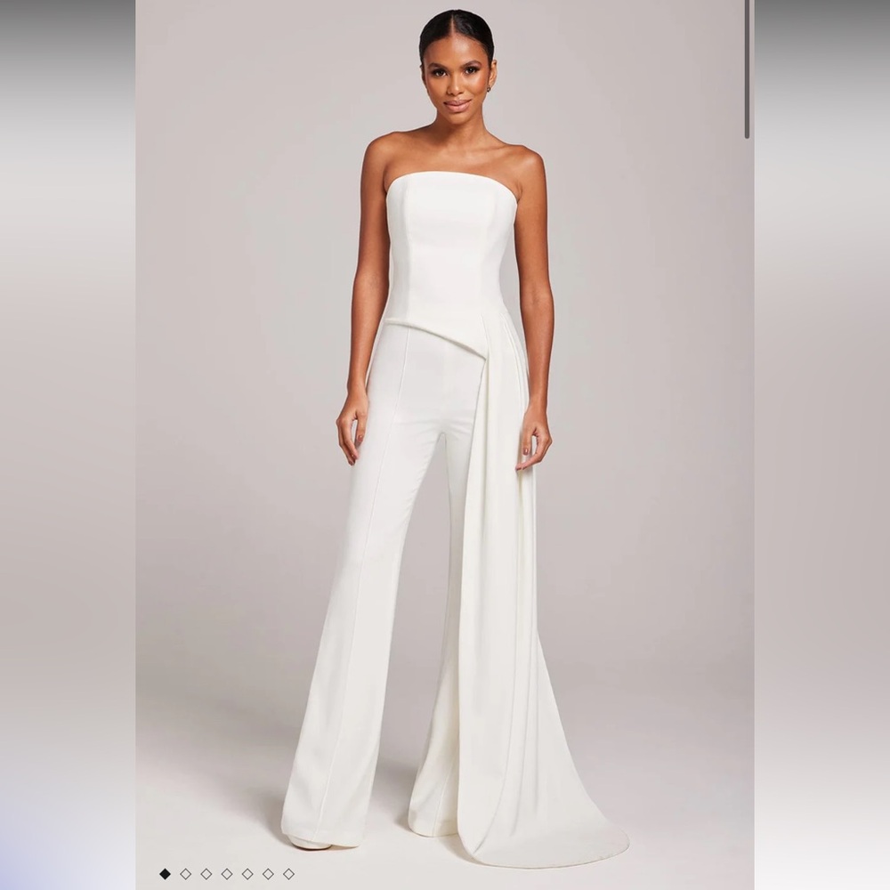 Nadine Merabi Faye White Top Size Small $379 Original Price!